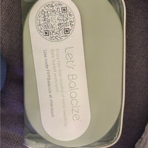 Bala Capsule Sliders